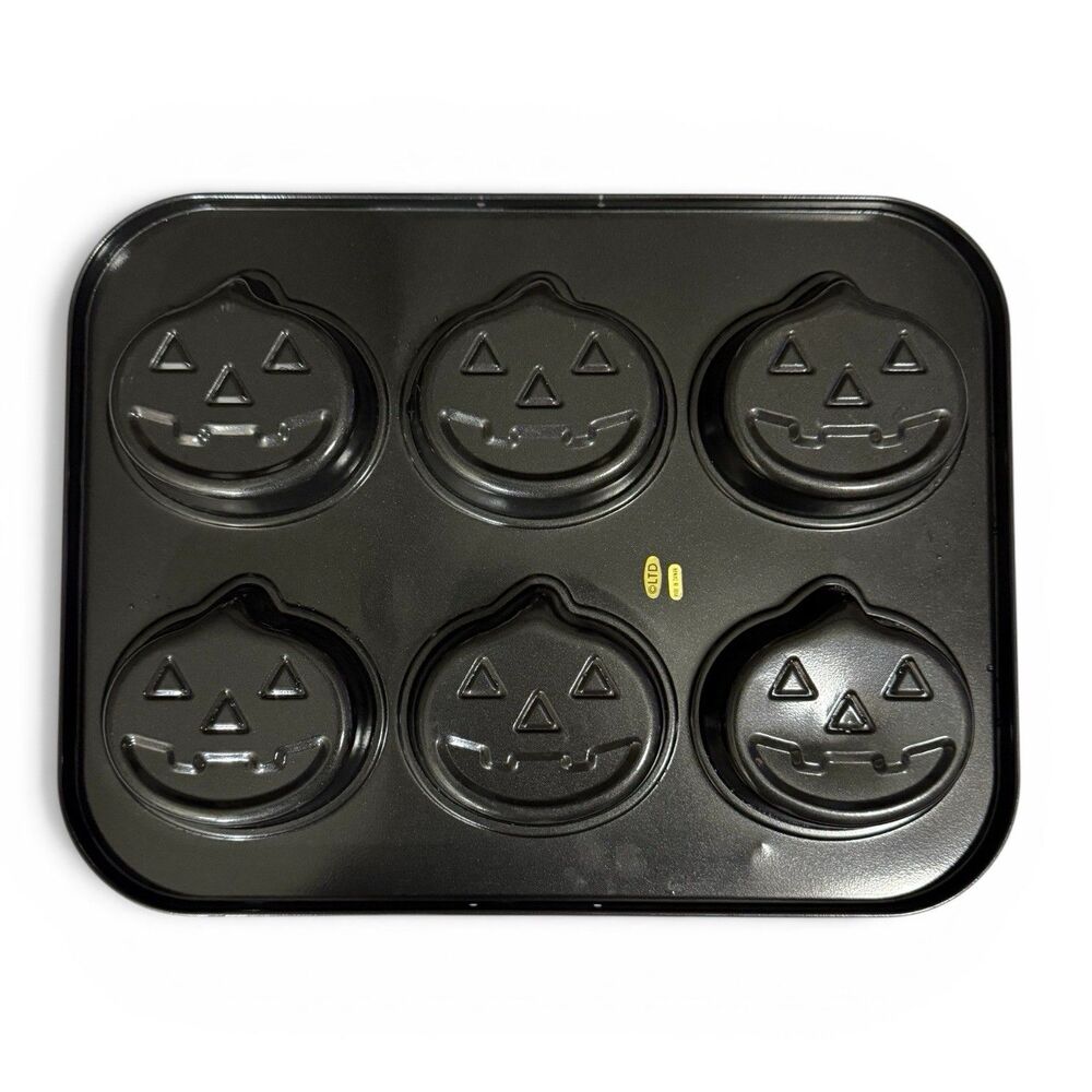 LTD Halloween Pumpkin Muffin Pan 6-Cup Non-Stick Bakeware Jack-o'-Lantern